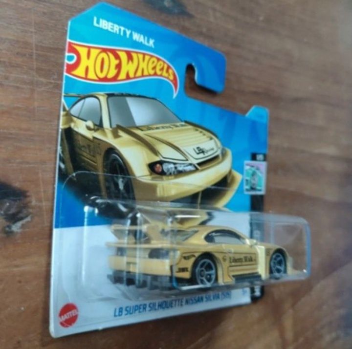 Nissan silvia s15 hot wheels