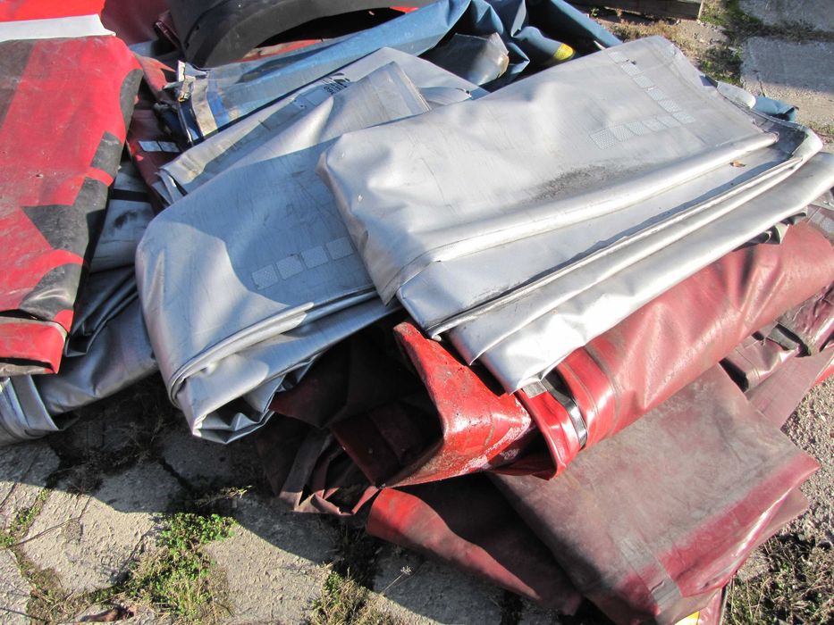 Plandeki używane z naczep oraz przyczep