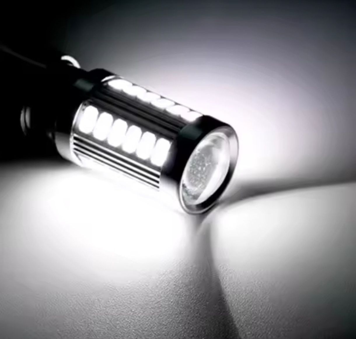 Żarówki LED P21W Mega jasne - komplet.