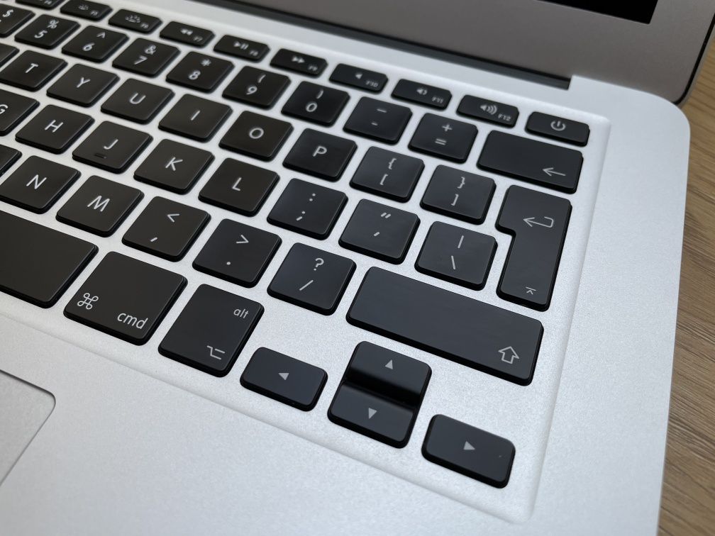 Laptop Macbook Air 13 2015 i5 4gb 128gb