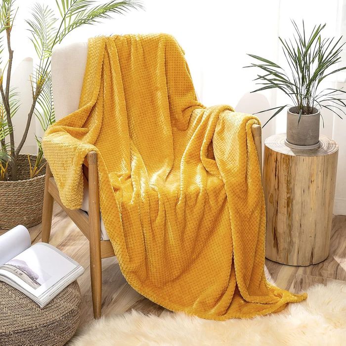 MIULEE Flanelowy koc wzór 127x153 miękki, ciepły złoty orange