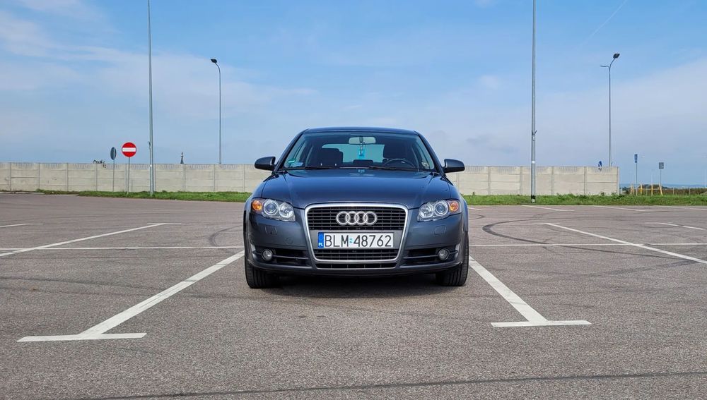 Audi A4 Limousine AUDI A4 B7 2.7 V6 TDI