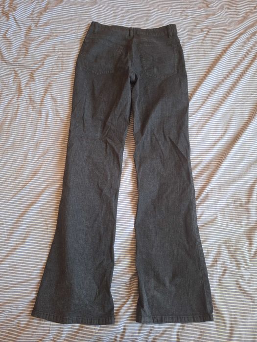 Сірі трендові джинси кльош Yessica