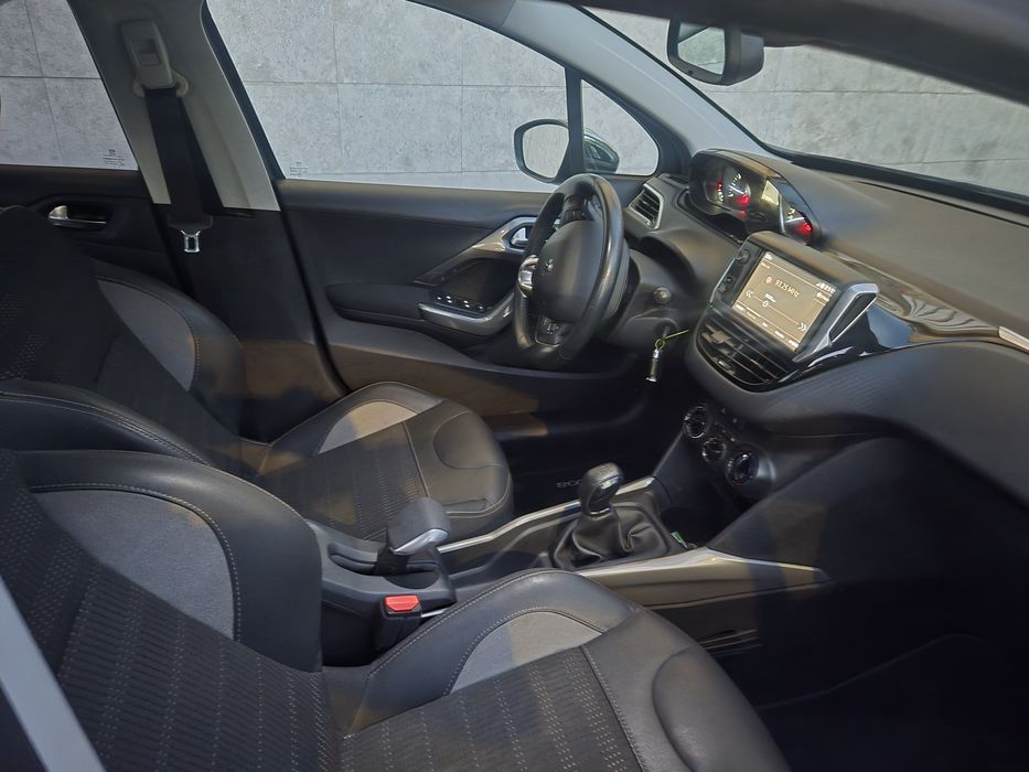 Peugeot 2008 1.2 gasolina — foto 4