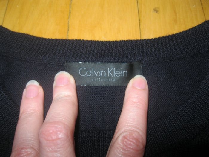 Продам пуловер свитер Calvin Klein