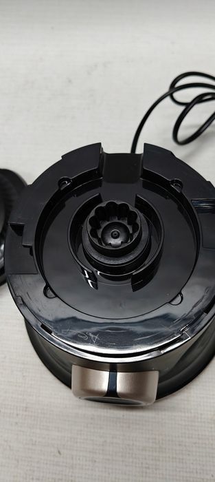 Blender Kielichowy Russell Hobbs 26710 1.5L 750W Technologia