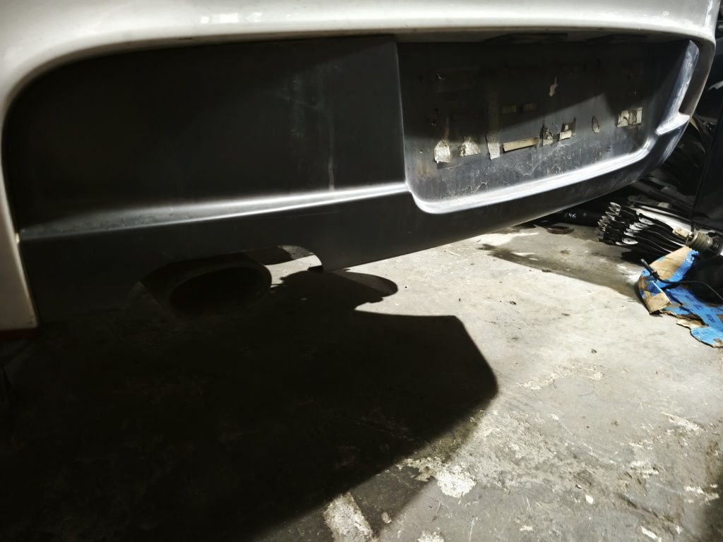 Parachoques traseiro original pack m BMW e87 e81