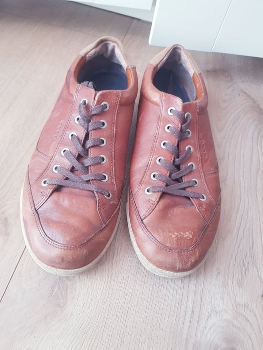 Skórzane z skórzaną wkładka  buty sportowe męskie marki Ecco roz.46.