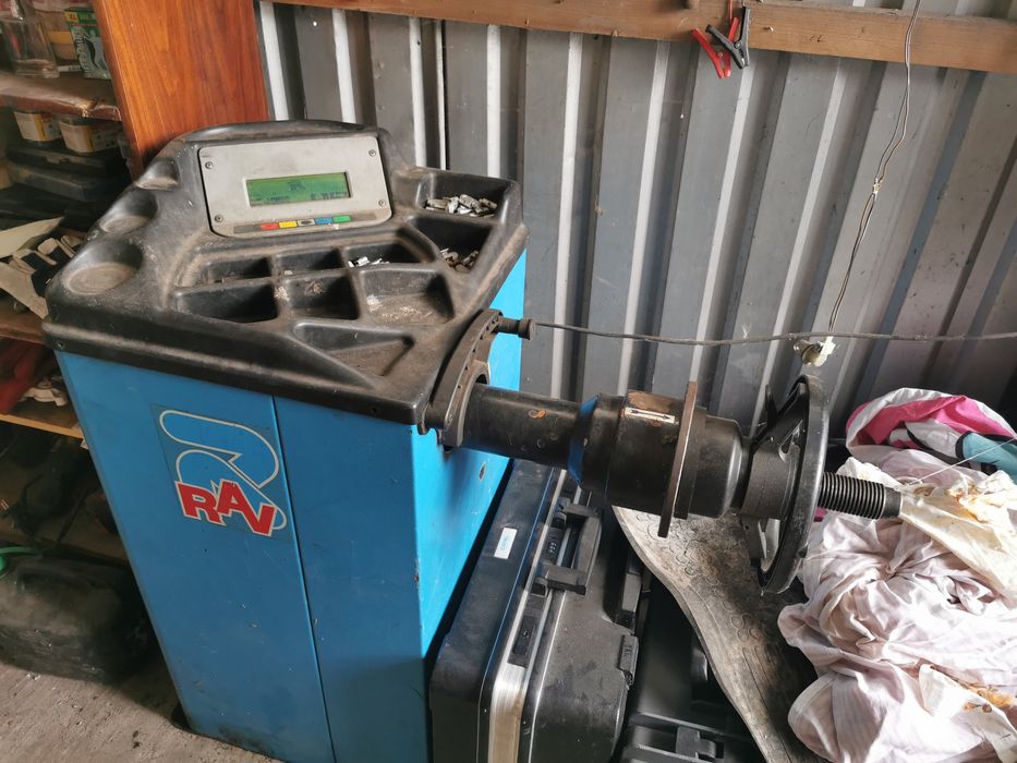 Wyważarka Montażownica Raviagioli