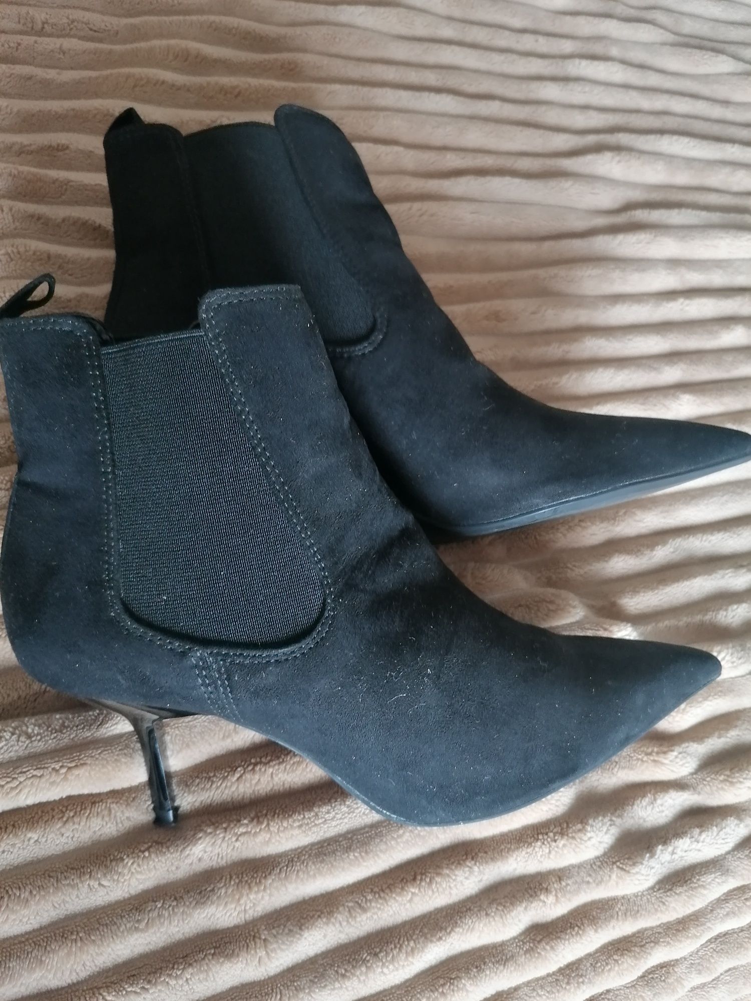 Botas preto camurça