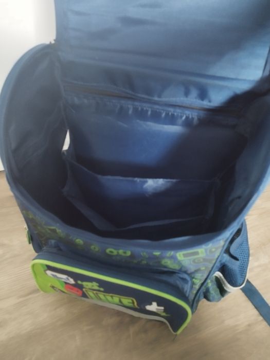 Okazja! Tornister chłopięcy Looz kids stan bdb