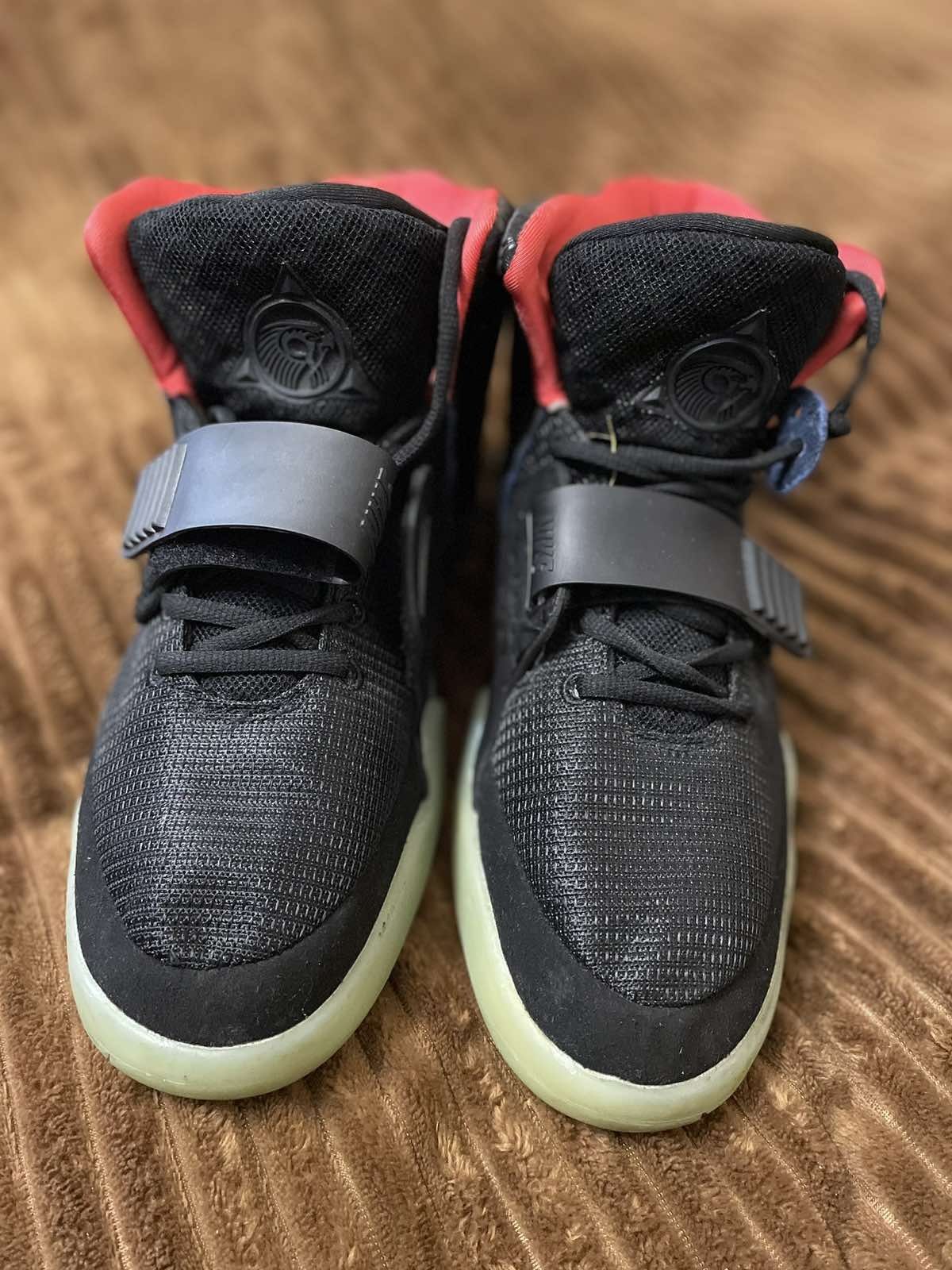 Кросівки Nike Air yeezy2