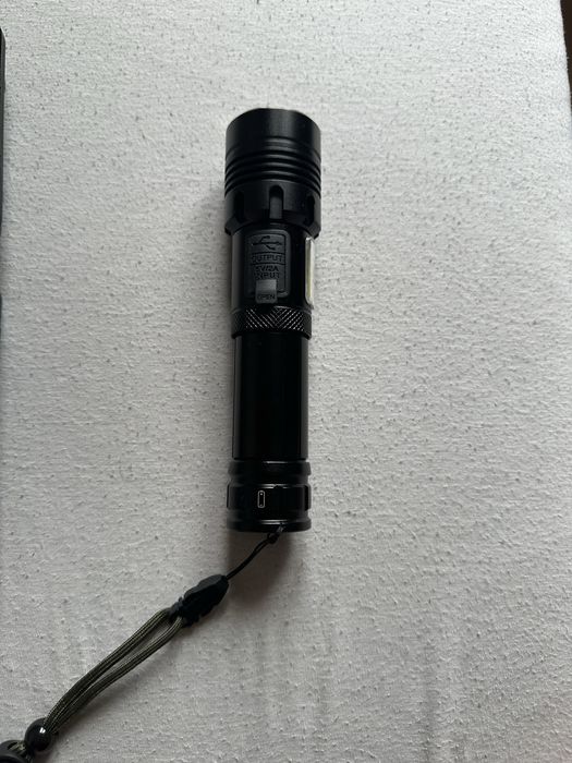 Latarka aluminiowa z diodą XHP70 6000 lumenów