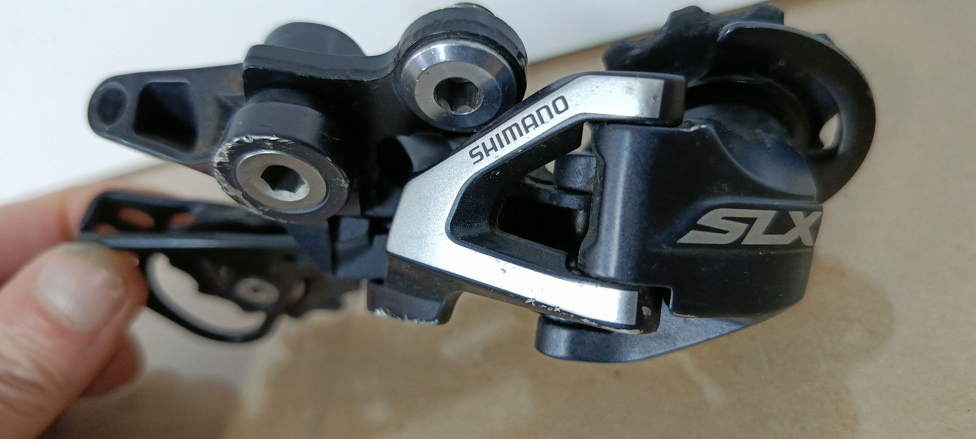Tylna przerzutka Shimano SLX RD-M670 . 10s.