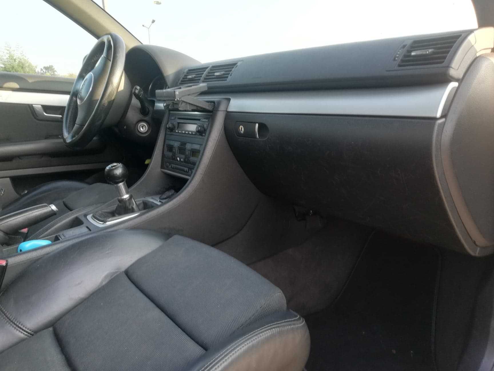 Audi A4 1.9 TDI 130 CV Sline