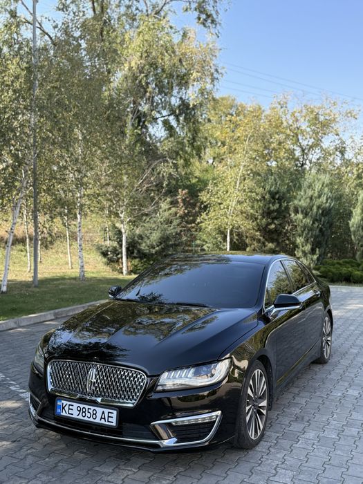 Lincoln mkz.