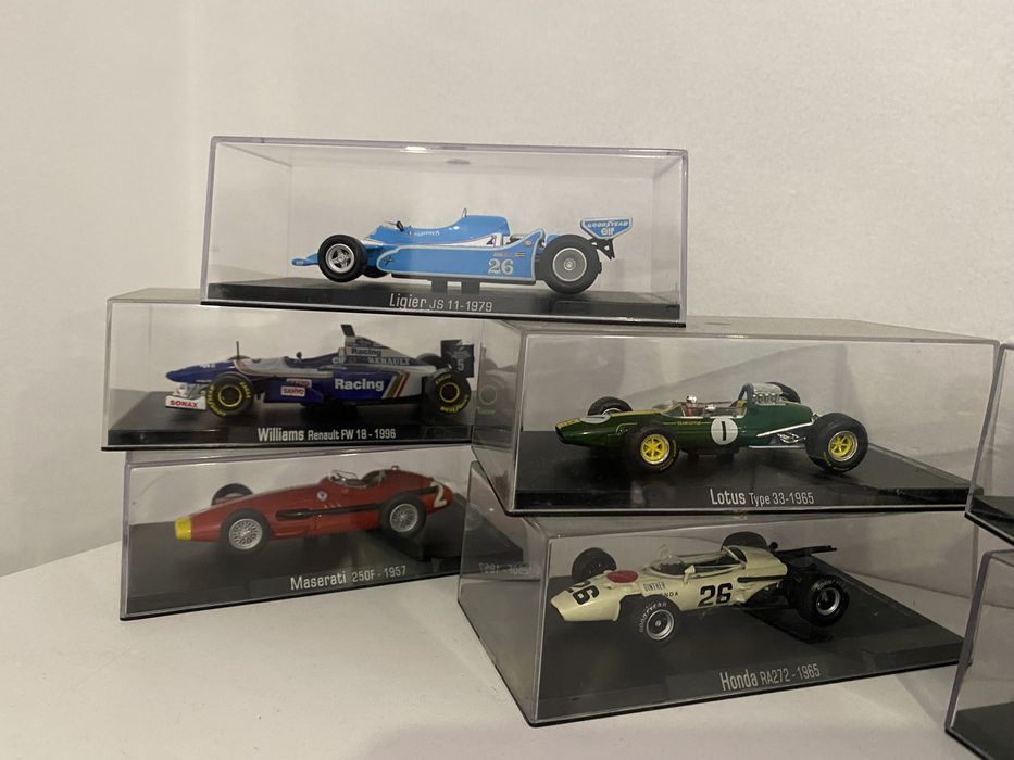 Coleção de 40 carrinhos F1 Escala 1:43 (Ler descrição)