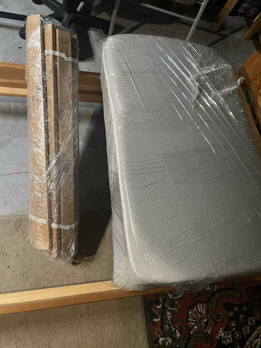 Łóżko jednoosobowe