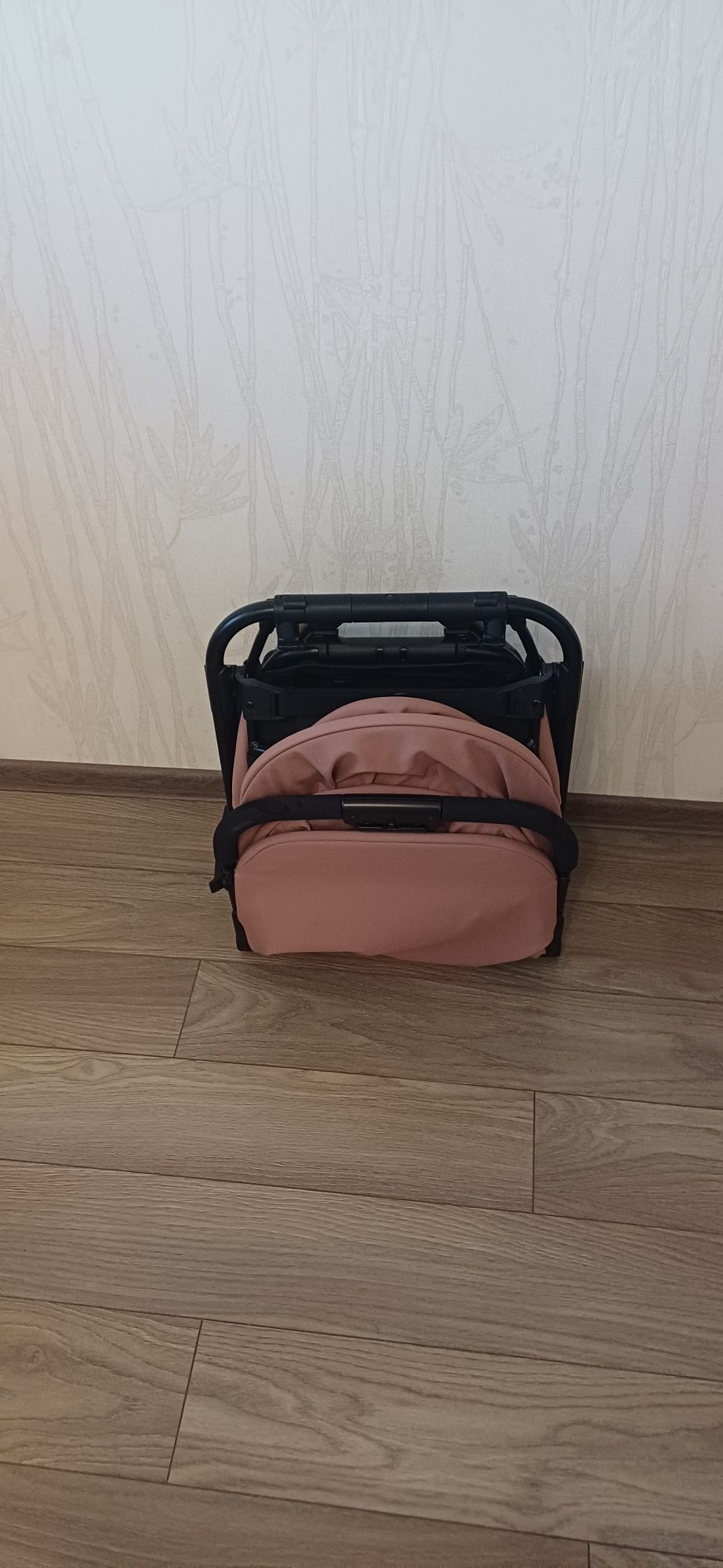 Продам детскую коляску ANEX AIR-Z