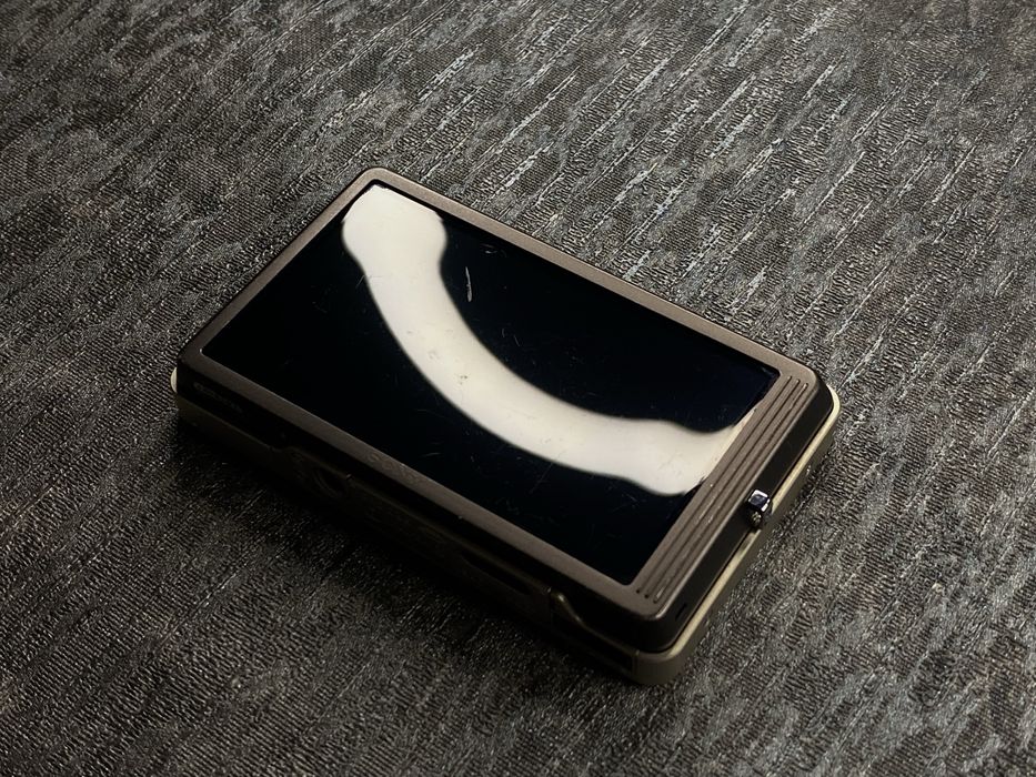 Sony Cyber-Shot DSC-T700