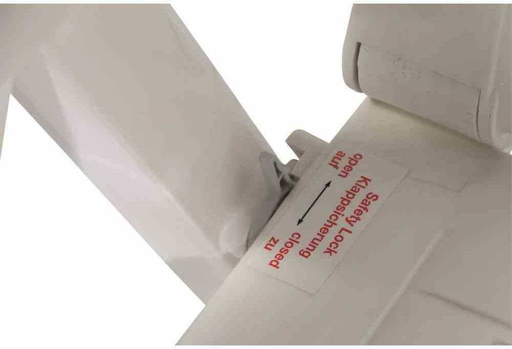 крісло розкладний стілець Sieger 828/W Comtesse пластик 66x65x108 см