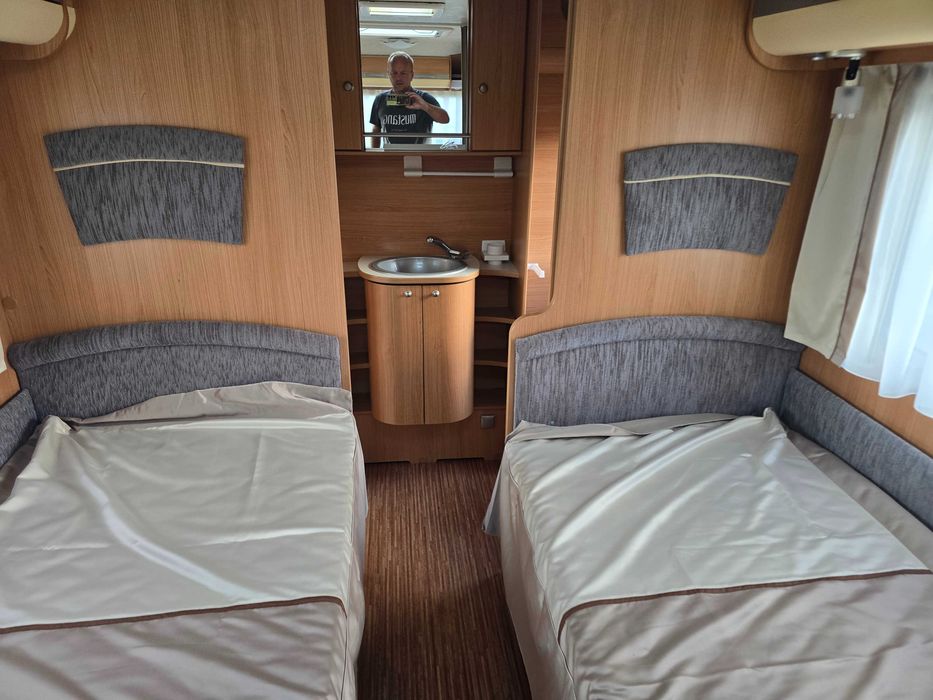 ADRIA 542UT duża łazienka na tyle przyczepa kempingowa fendt hobby wlu
