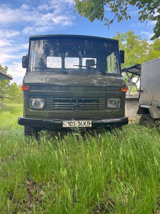 Мерседес Т1 3.9 оригінал
