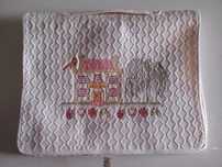 Mala bordada desdobrável. 100 % algodão. Fabricada em Portugal. Nova.