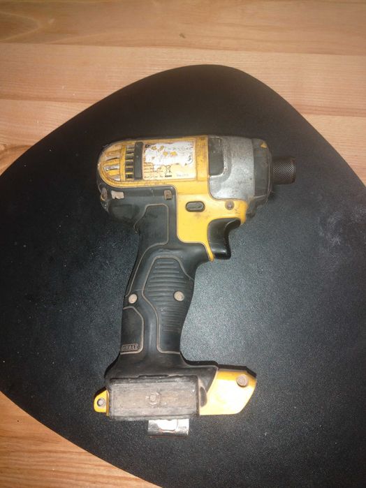Zakretarka dewalt dcf885