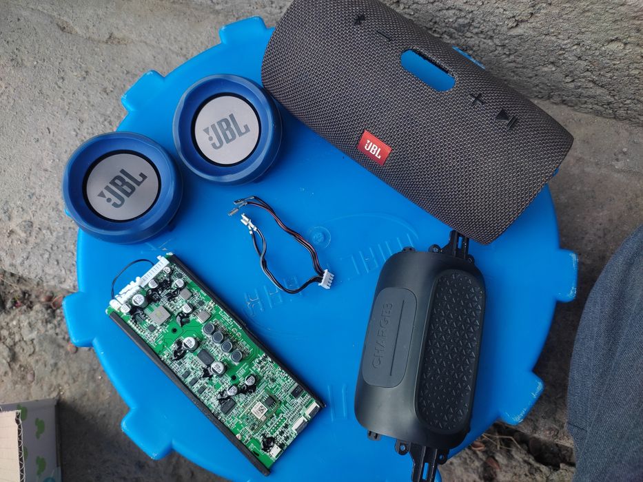 Розборка Jbl Charge 3 версія GGі TL.плата,бокові різинові динаміки