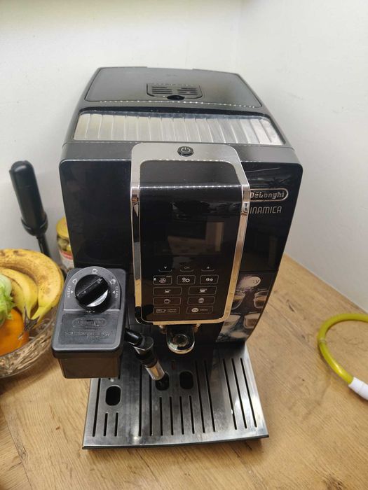Ekspres DeLonghi Dinamica ECAM350.55B Komplet latte crema