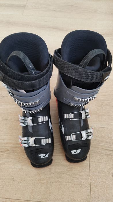 Buty narciarskie 24/24.5cm