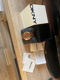 Zegarek złoty  DKNY rozowe zloto
