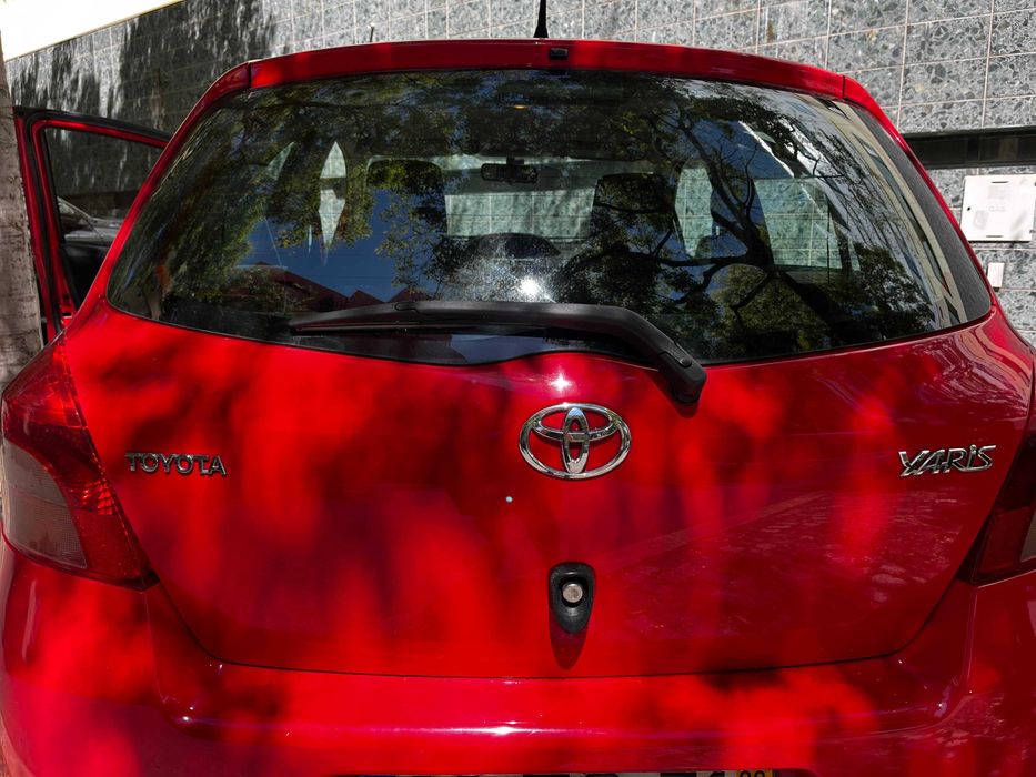 Toyota Yaris 1.4 D-4D 90cv Rock in Rio (2008) – Fiável e económico