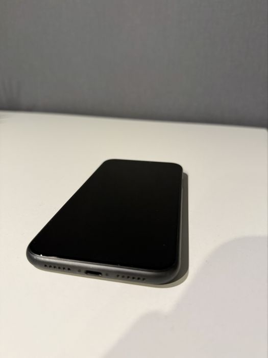 Iphone 11 64 gb czarny