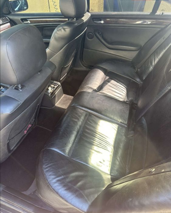 BMW 3 SERIES Е46    231 к.с.