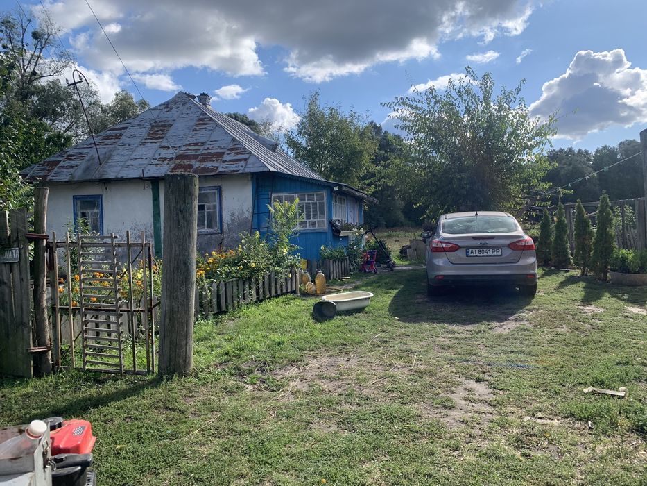 Продам дом 90 км до Киева