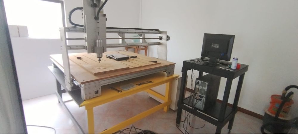 Negócio Comunicação e personalização - Laser/routerCNC