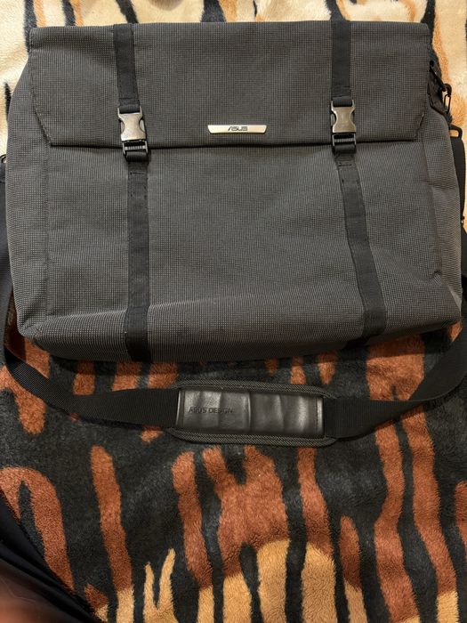 Продам сумку для ноутбука