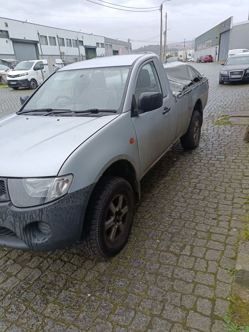 Mitsubishi l200 4x4  2007