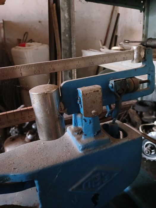 Ваги поштові на 50 кг, та гирі