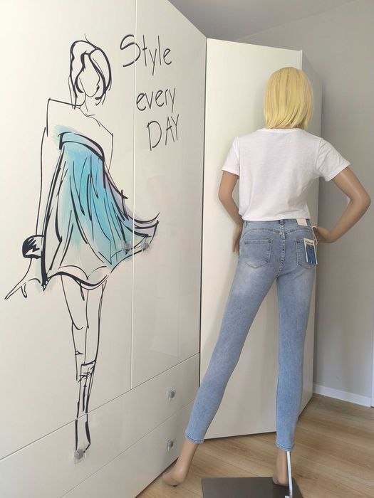 Jeansy Damskie Rurki z dziurami na kolanach Push Up Zestaw 11sztuk