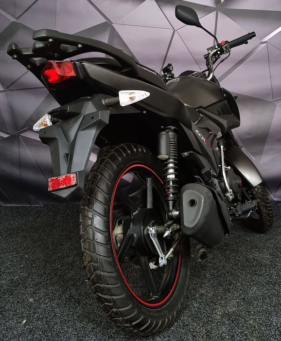 Дорожный мотоцикл Lifan LF150-2E