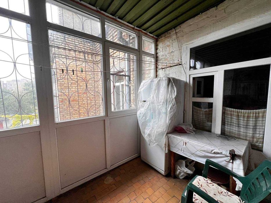 Продаж трьохкімнатної квартири в центрі міста