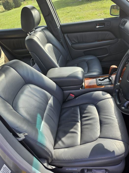 Lexus LS 400 benzyna