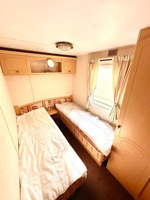 Domek holenderski angielski Nr.-083 BK Ruby Super