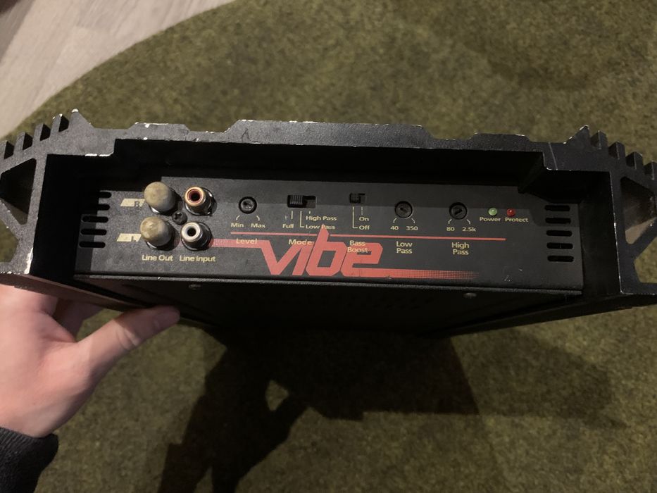 Підсилювач Lanzar Vibe 240 800W 2-канальний