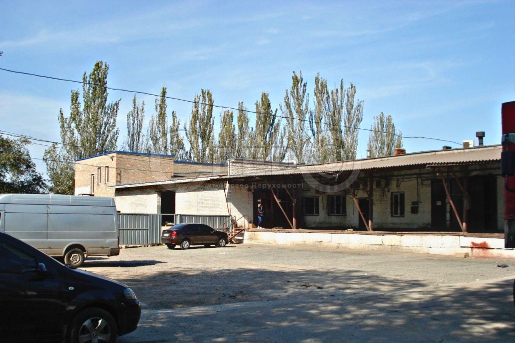 Продаж складу 1500 кв.м, вул. Ярослава Мудрого