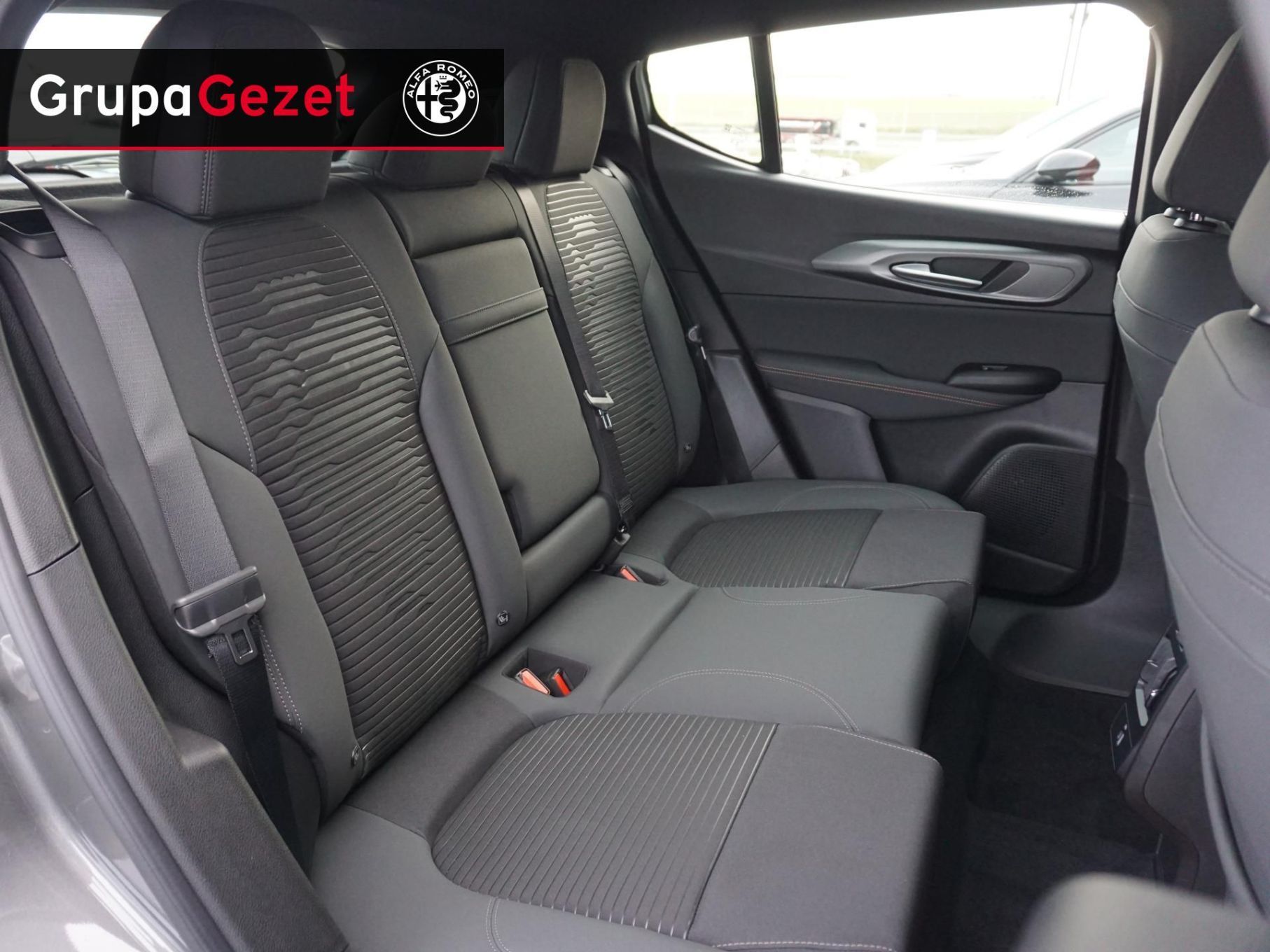 Alfa Romeo Tonale Sprint 1.5 T4 180KM DCT7 Mild-Hybrid Vesuvio Grey - szary