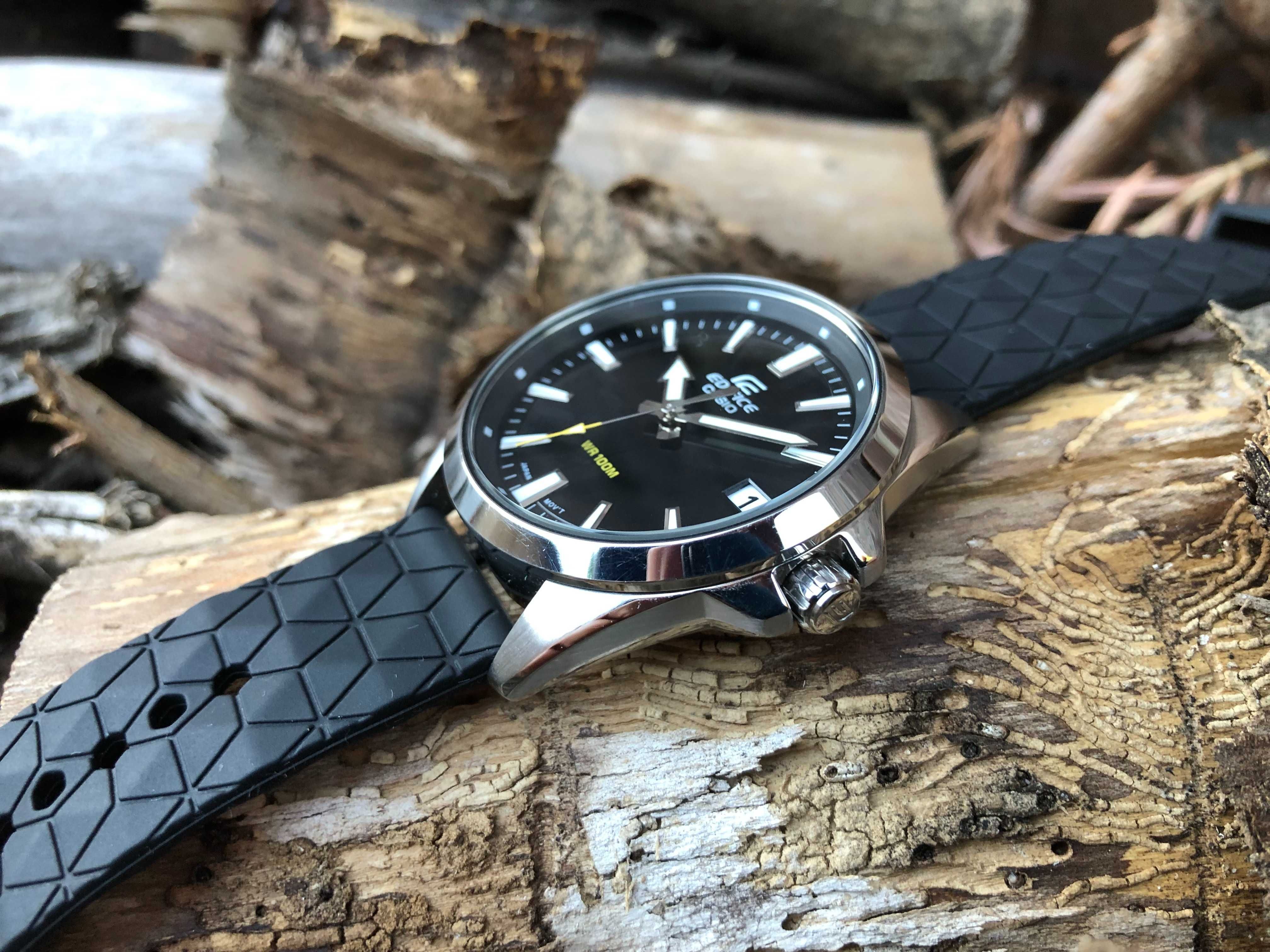 Zegarek Casio Edifice Momentum EFV-100  Zakręcana koronka WR 100m Duro